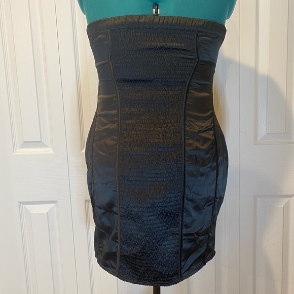 BUFFALO Mini Strapless Sexy Satin Black Mini Dress. Size Large - Picture 4 of 16